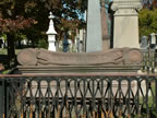 Grove Steet Cemetery, Grave of Eli Whitney (94kb)